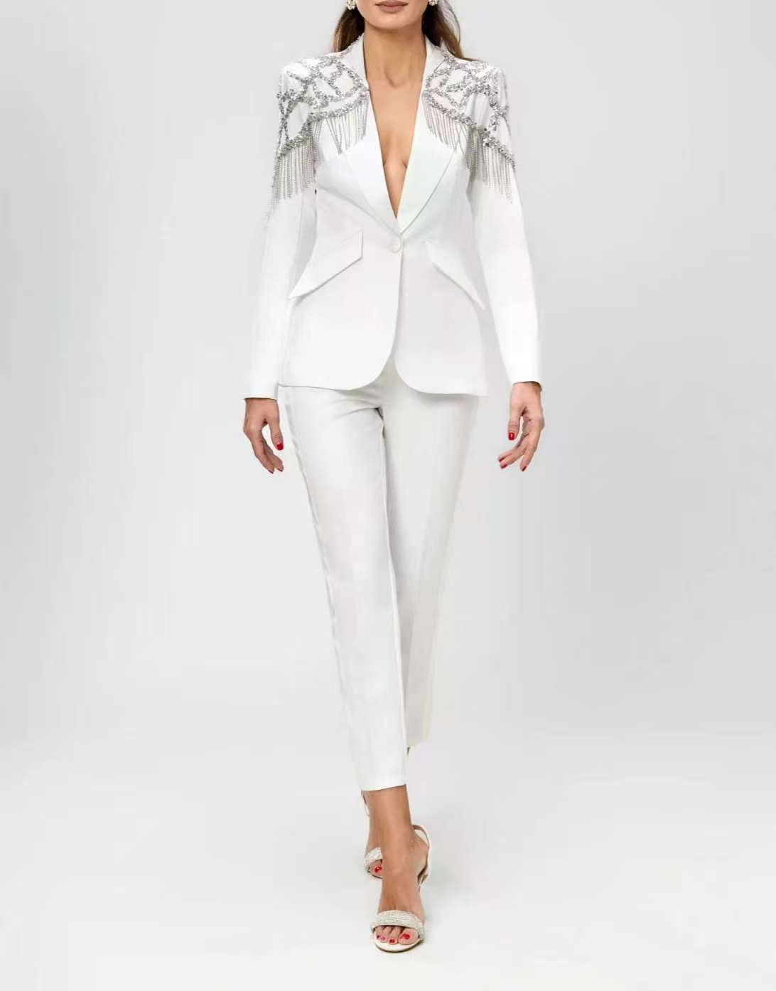 Женский костюм с кристаллами и – обзор и цена Women'S Formal Wear For A Wedding Guest