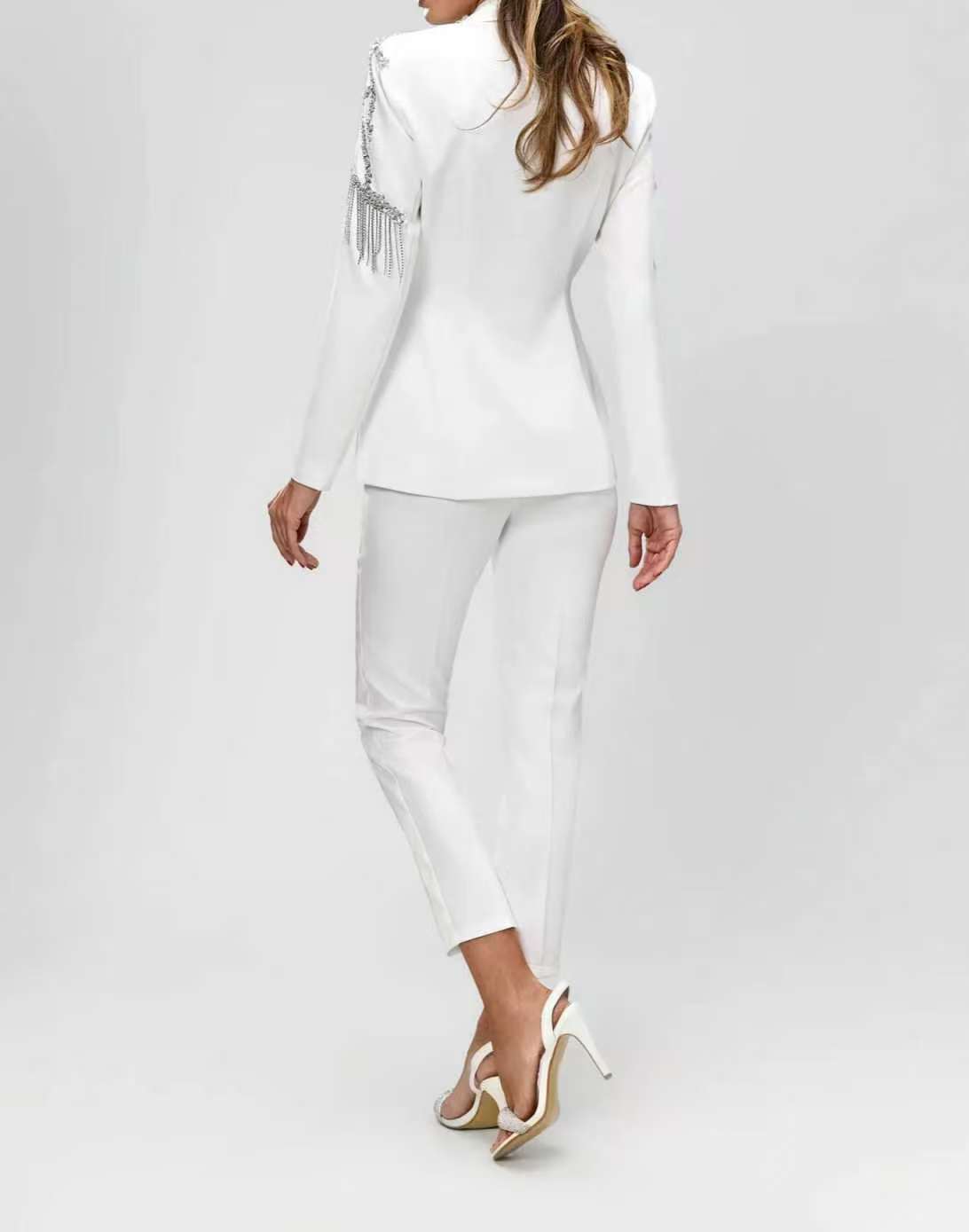 Женский костюм с кристаллами и – обзор и цена Women'S Formal Wear For A Wedding Guest